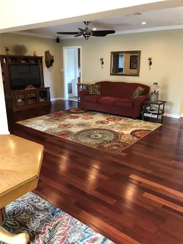5955 35th Avenue N St Petersburg FL 33710