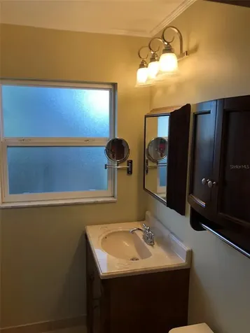 5955 35th Avenue N St Petersburg FL 33710