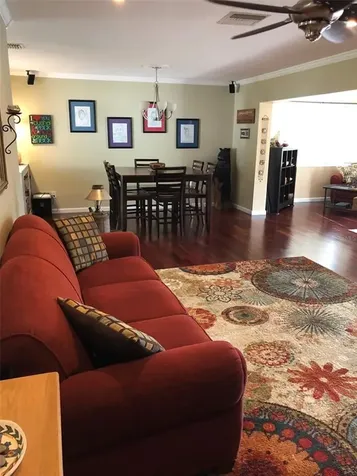 5955 35th Avenue N St Petersburg FL 33710