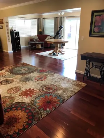 5955 35th Avenue N St Petersburg FL 33710
