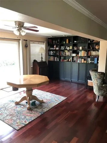 5955 35th Avenue N St Petersburg FL 33710