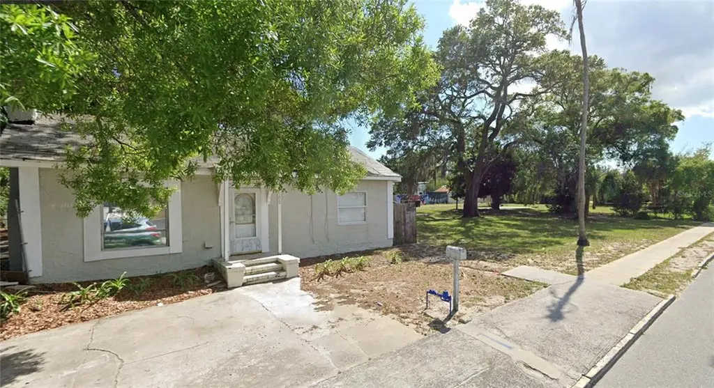 2500 5th Avenue S St Petersburg FL 33712