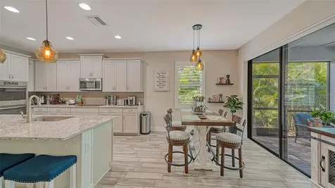 2012 Misty Sunrise Trail Sarasota FL 34240