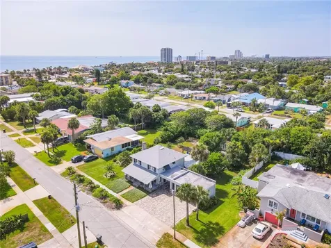 330 Hartford Avenue Daytona Beach FL 32118
