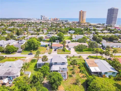 330 Hartford Avenue Daytona Beach FL 32118