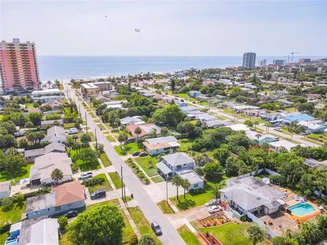 330 Hartford Avenue Daytona Beach FL 32118