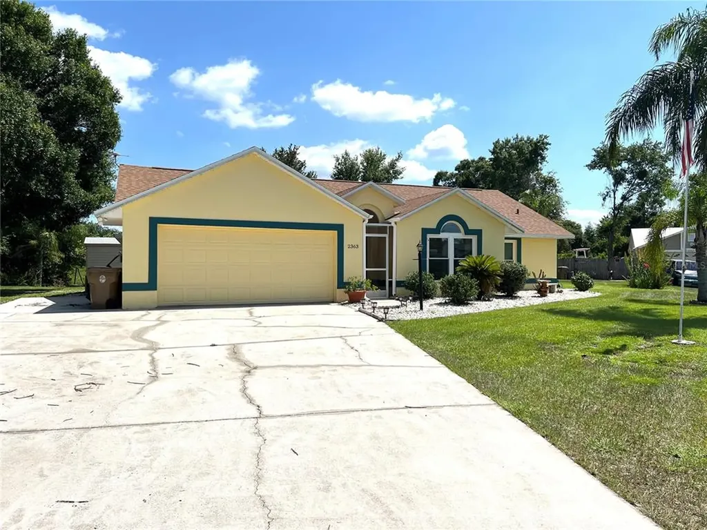 2363 Kings Crest Road Kissimmee FL 34744