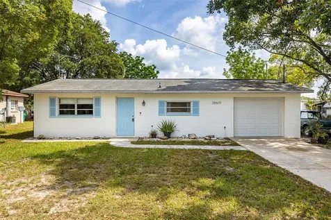 38609 Naomi Avenue Zephyrhills FL 33542