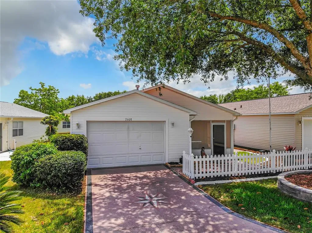2608 Olivarez Way The Villages FL 32162