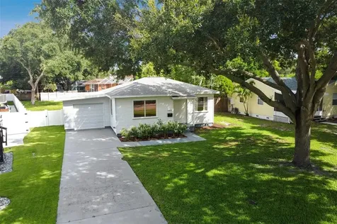 5833 Woodrow Wilson Boulevard NE St Petersburg FL 33703
