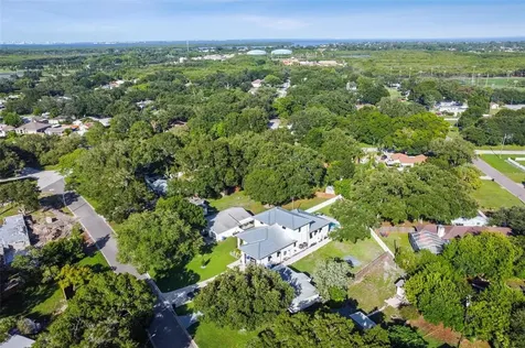 5833 Woodrow Wilson Boulevard NE St Petersburg FL 33703