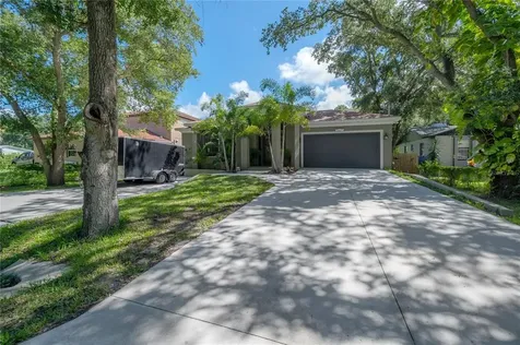 9821 Parsons Street Tampa FL 33615
