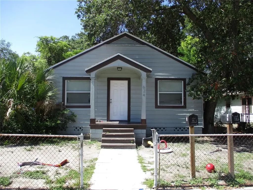 624 28th Avenue S St Petersburg FL 33705