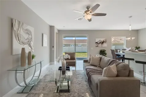 725 Toulon Drive Kissimmee FL 34759