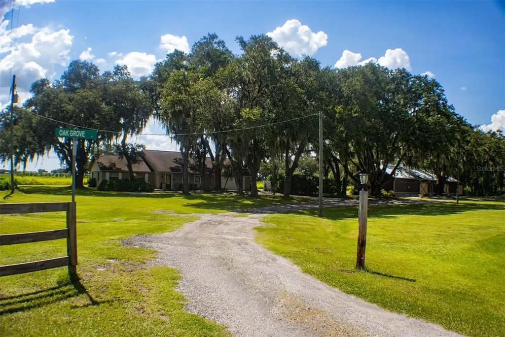 322 Strawberry Reserve Lane Plant City FL 33566