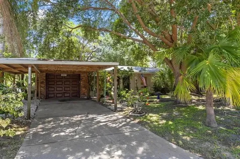 2427 Foster Lane Sarasota FL 34239