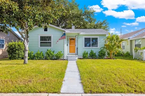 3820 Burlington Avenue N St Petersburg FL 33713