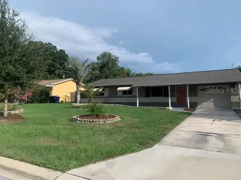 5244 30th Avenue N St Petersburg FL 33710
