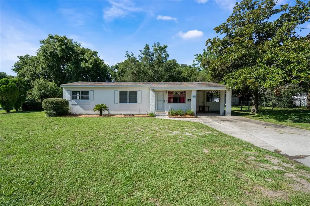 1201 Gibson Street Leesburg FL 34748
