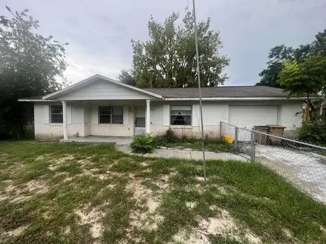 11744 Fairmont Avenue Leesburg FL 34788