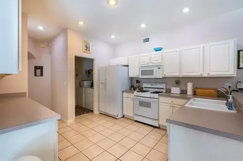 10216 Newington Place Tampa FL 33626