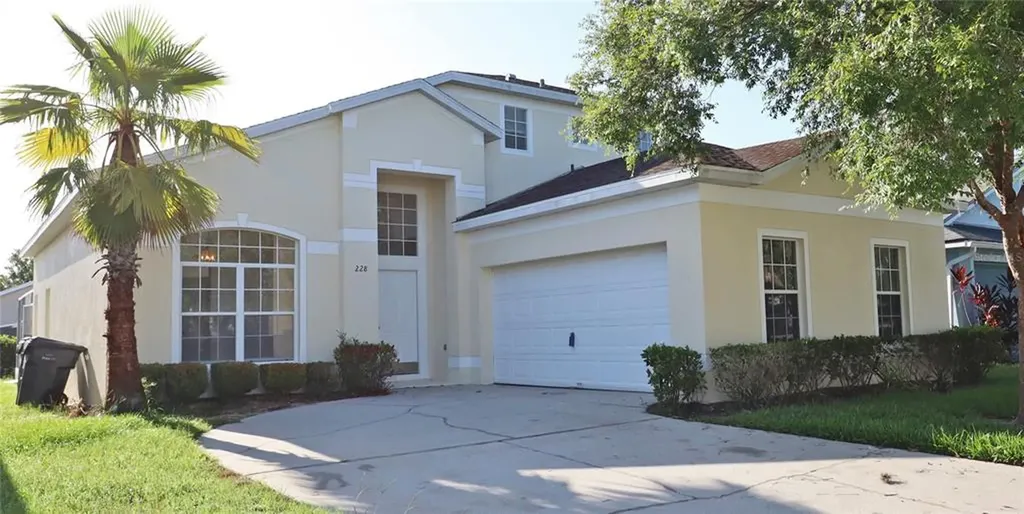 228 Castlemain Circle Davenport FL 33897