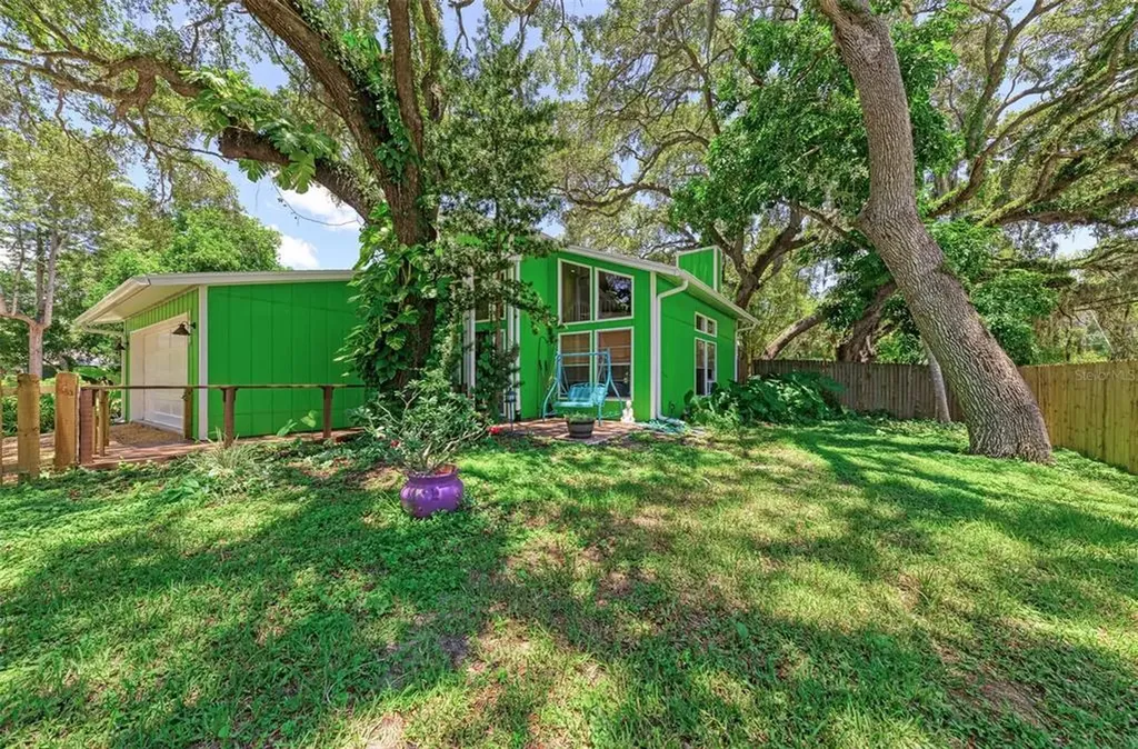 4389 Iola Drive Sarasota FL 34231