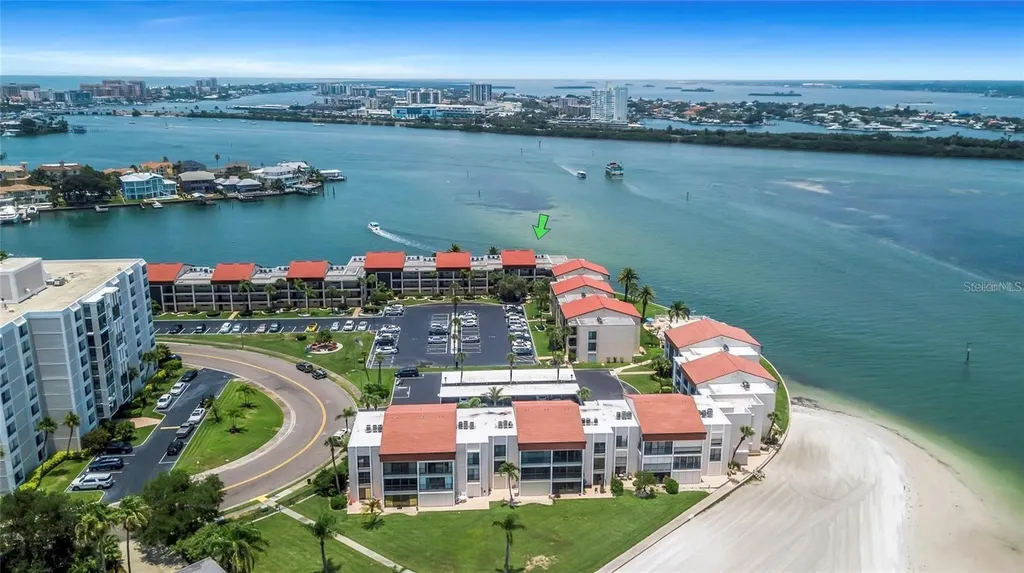 868 Bayway Boulevard Clearwater FL 33767