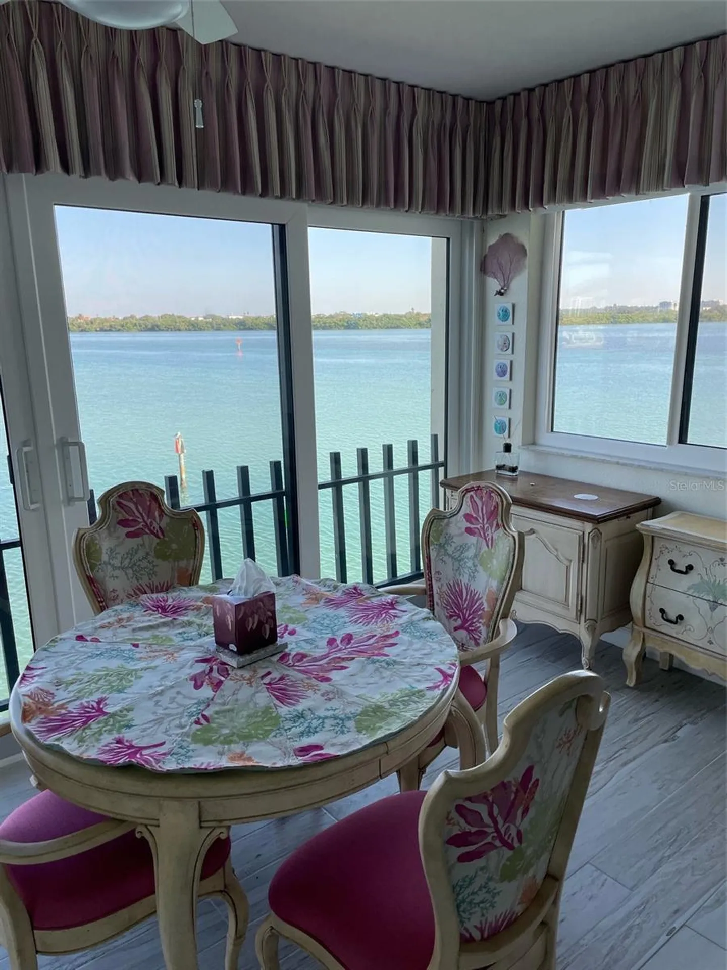 868 Bayway Boulevard Clearwater FL 33767