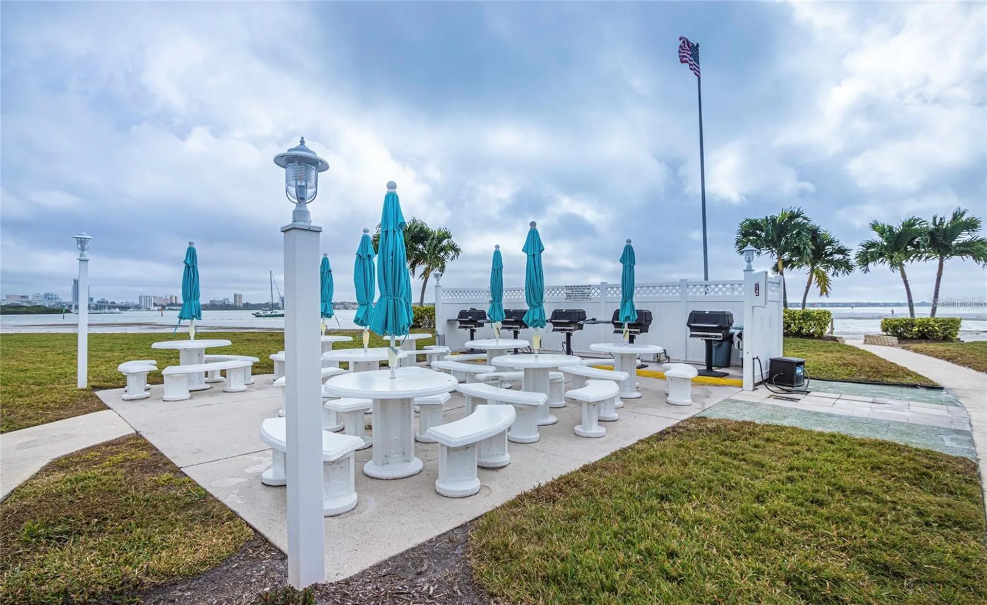 868 Bayway Boulevard Clearwater FL 33767