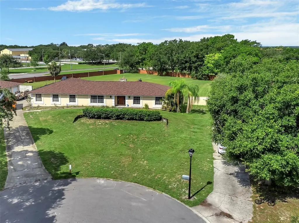 8700 Endmere Court Orlando FL 32835