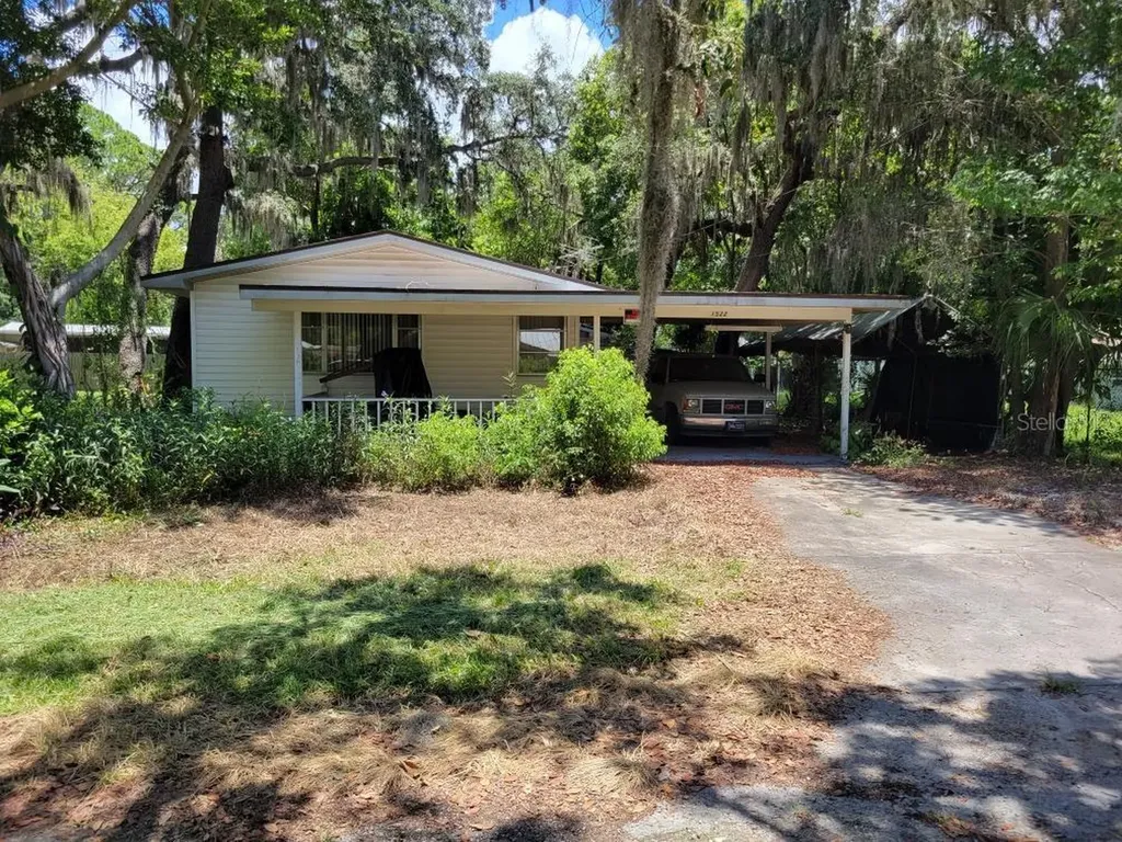 1522 Elite Court Holiday FL 34691
