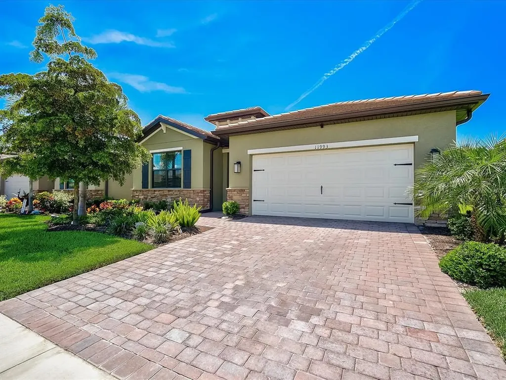 11993 Lovegrass Street Venice FL 34293