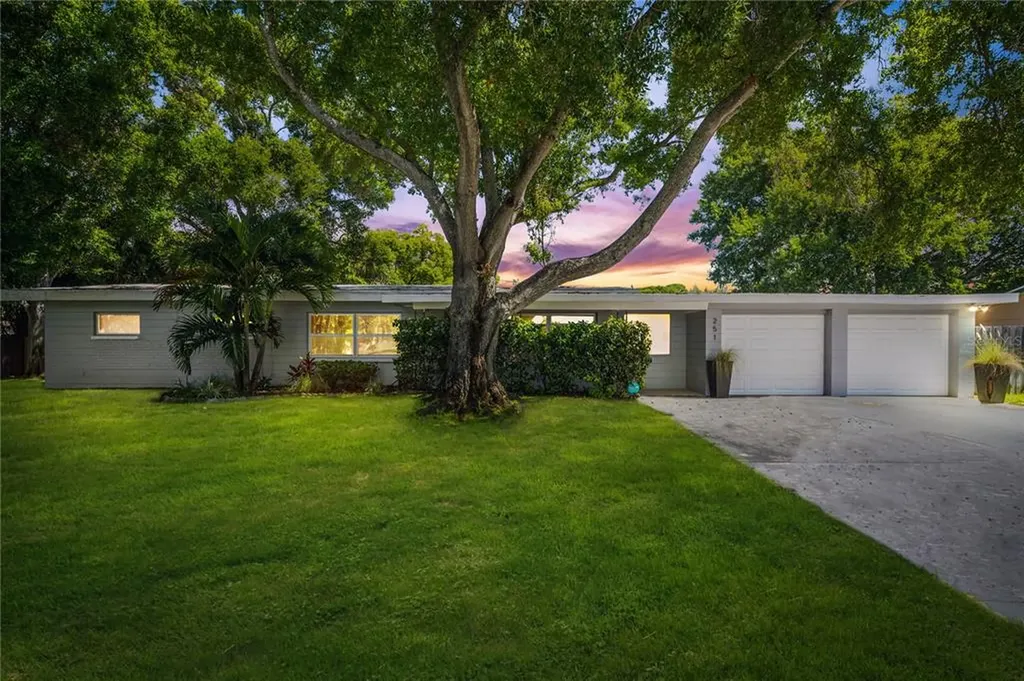 251 78th Avenue NE St Petersburg FL 33702