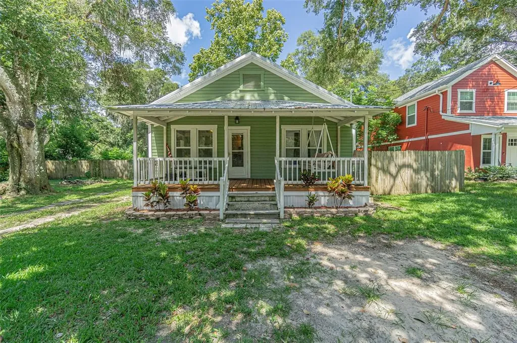 17405 Sweetwater Road Dade City FL 33523