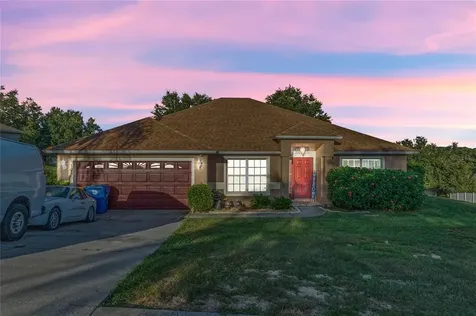 1035 Lakeview Oaks Drive Minneola FL 34715
