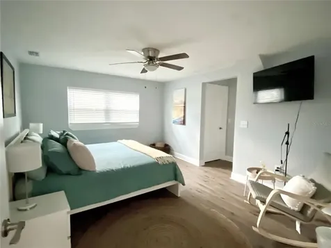 2233 Hively Street Sarasota FL 34231