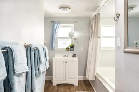 2233 Hively Street Sarasota FL 34231