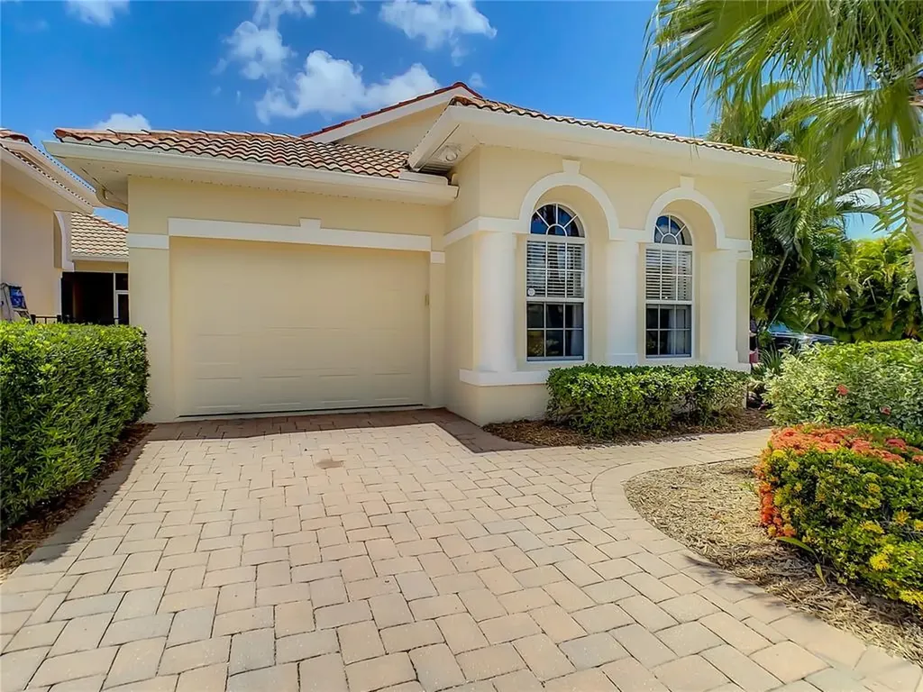 3204 77th Drive E Sarasota FL 34243