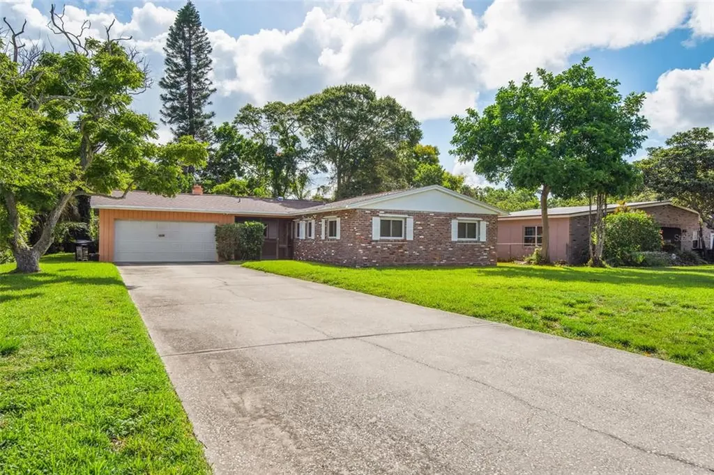 4302 Cortez Way S St Petersburg FL 33712