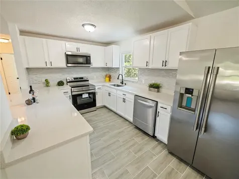 3054 N Windchime Circle Apopka FL 32703