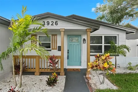 3926 10th Avenue N St Petersburg FL 33713