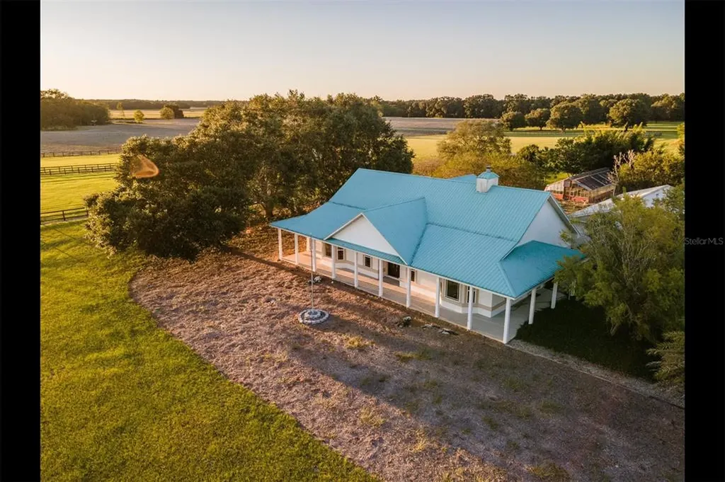 27608 NW 46th Avenue Newberry FL 32669
