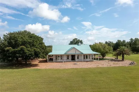 27608 NW 46th Avenue Newberry FL 32669