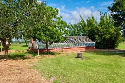 27608 NW 46th Avenue Newberry FL 32669