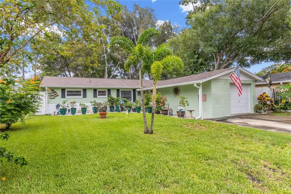 9273 51st Street N Pinellas Park FL 33782