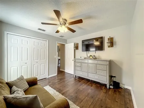 176 Dakota Avenue Groveland FL 34736