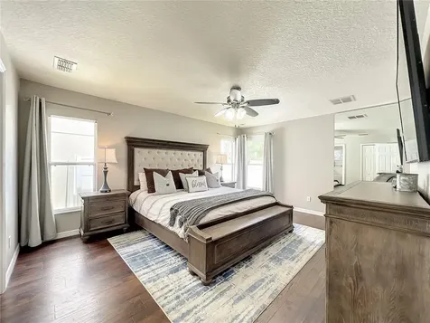 176 Dakota Avenue Groveland FL 34736