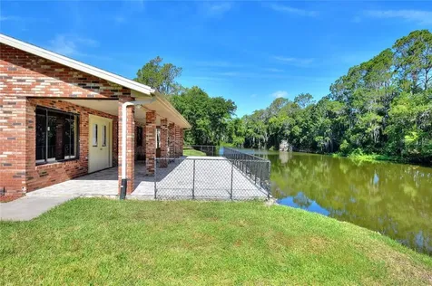 676 Lake Carolyn Circle Lakeland FL 33813