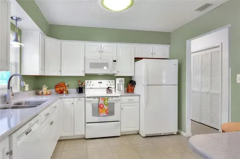 676 Lake Carolyn Circle Lakeland FL 33813